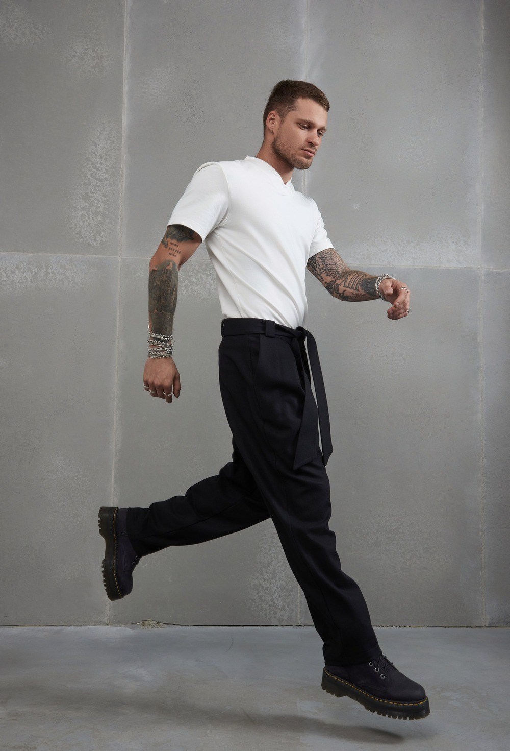 Брюки с кушаком - фото 121588