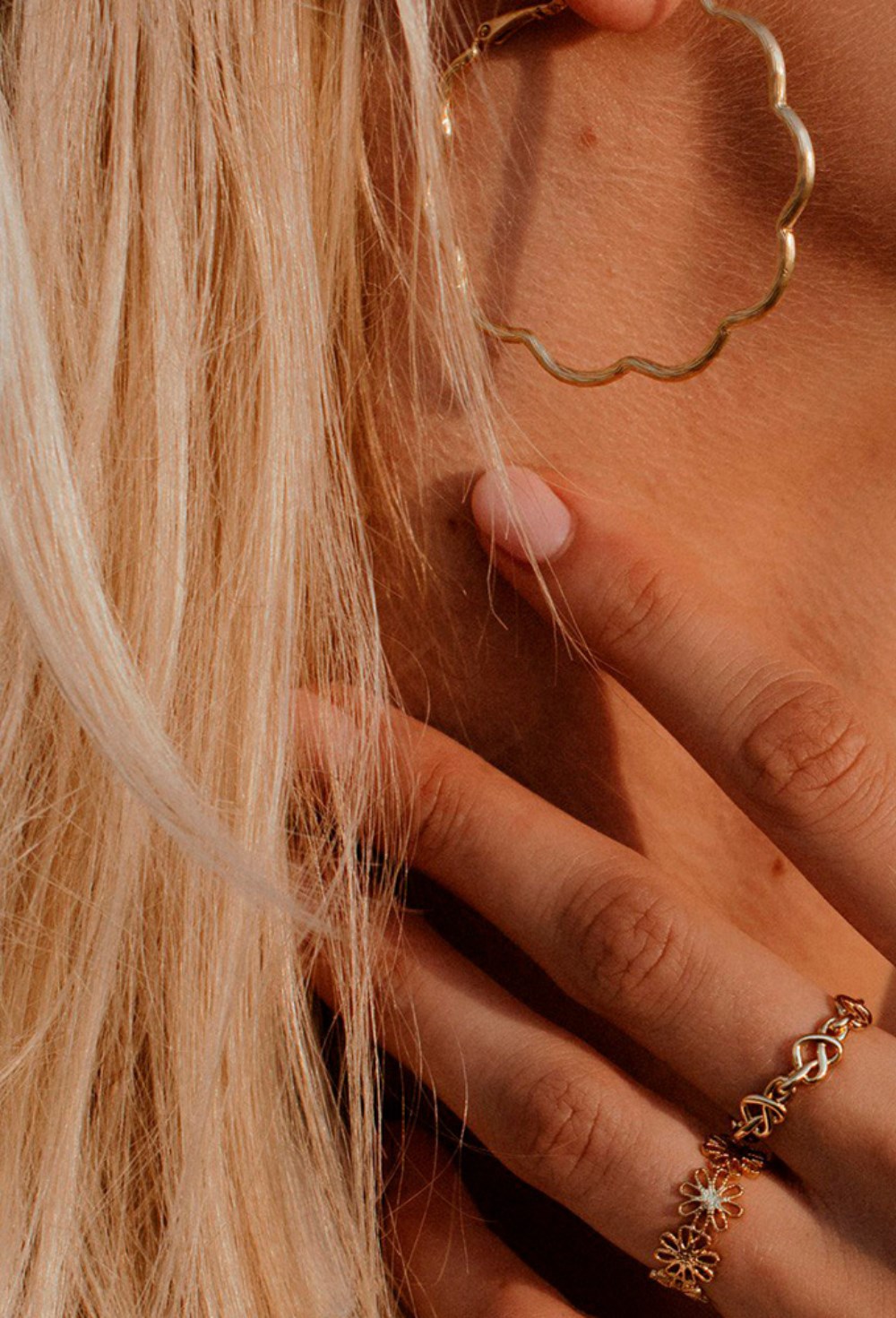 Gold ring with symbol Knot - фото 122572