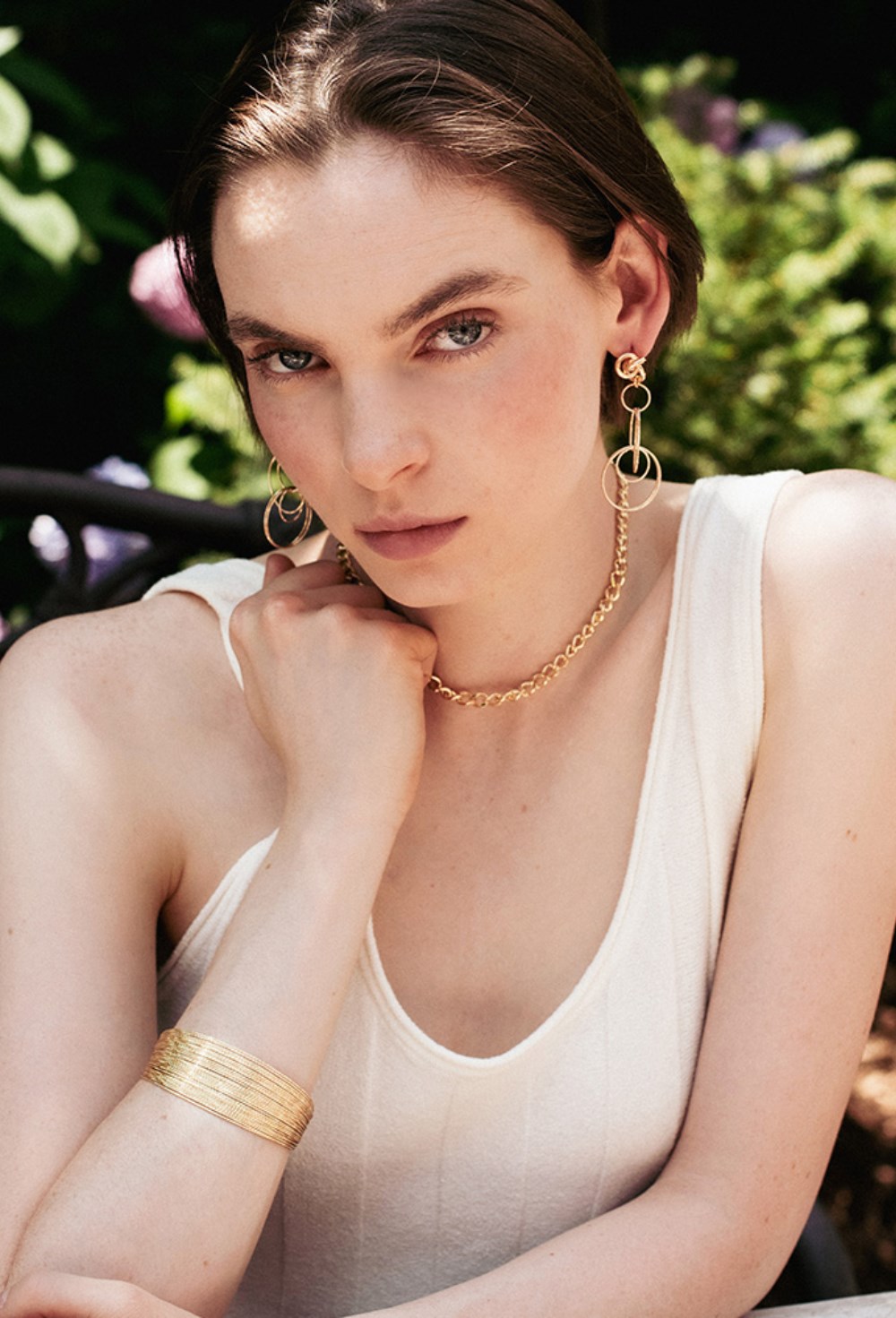 Double-ring bracelet with a chain and beads - фото 123025