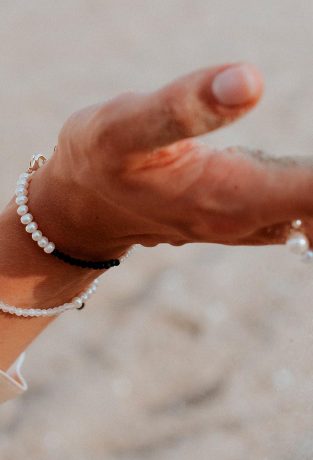 Pearl and Black Agate Bracelet - фото 123041