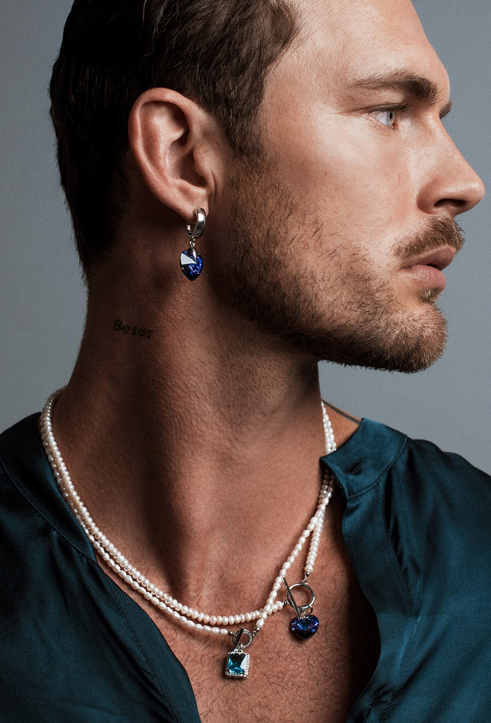 Graphic earrings with square pendants - фото 123358