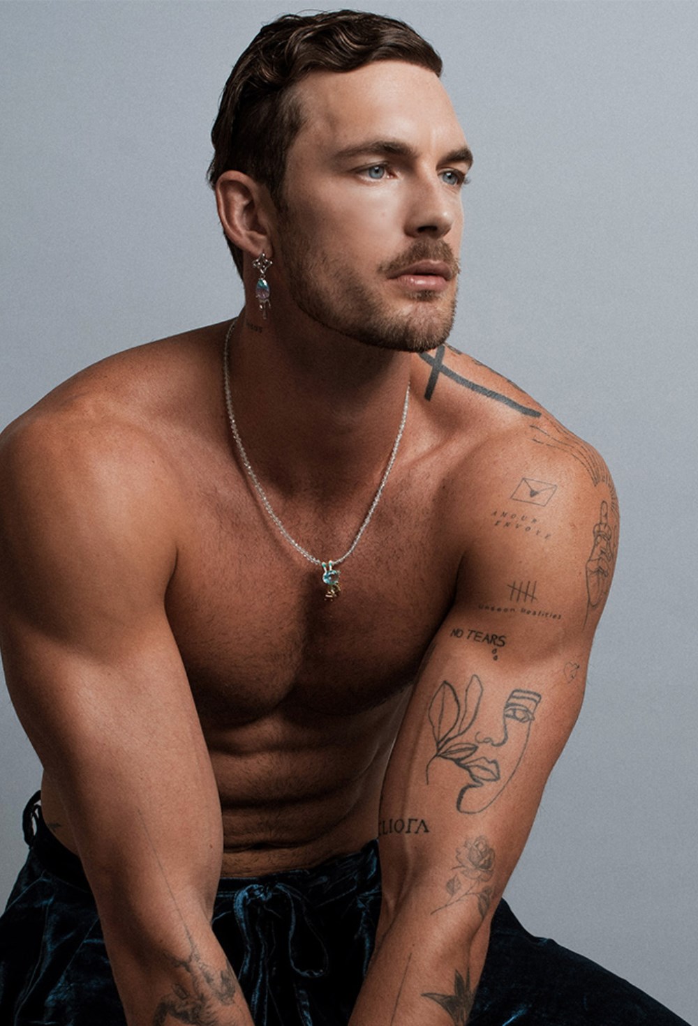 Cuff with the Tree symbol Gold - фото 123370