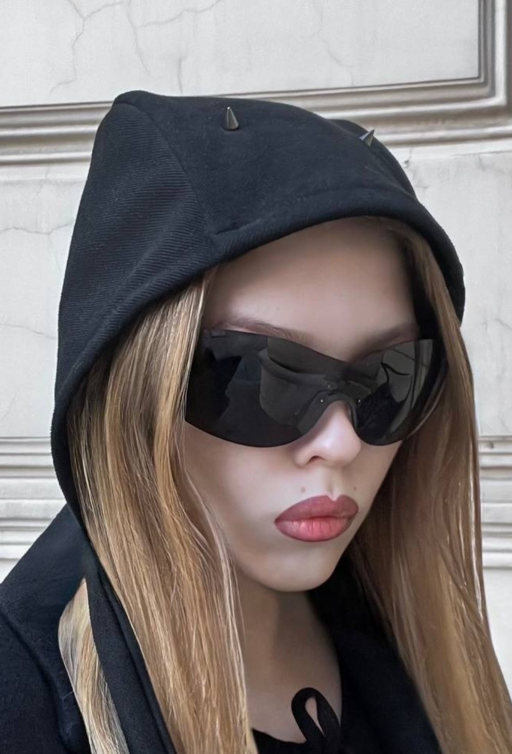 Чепчик dark c металлическими рожками - фото 126054