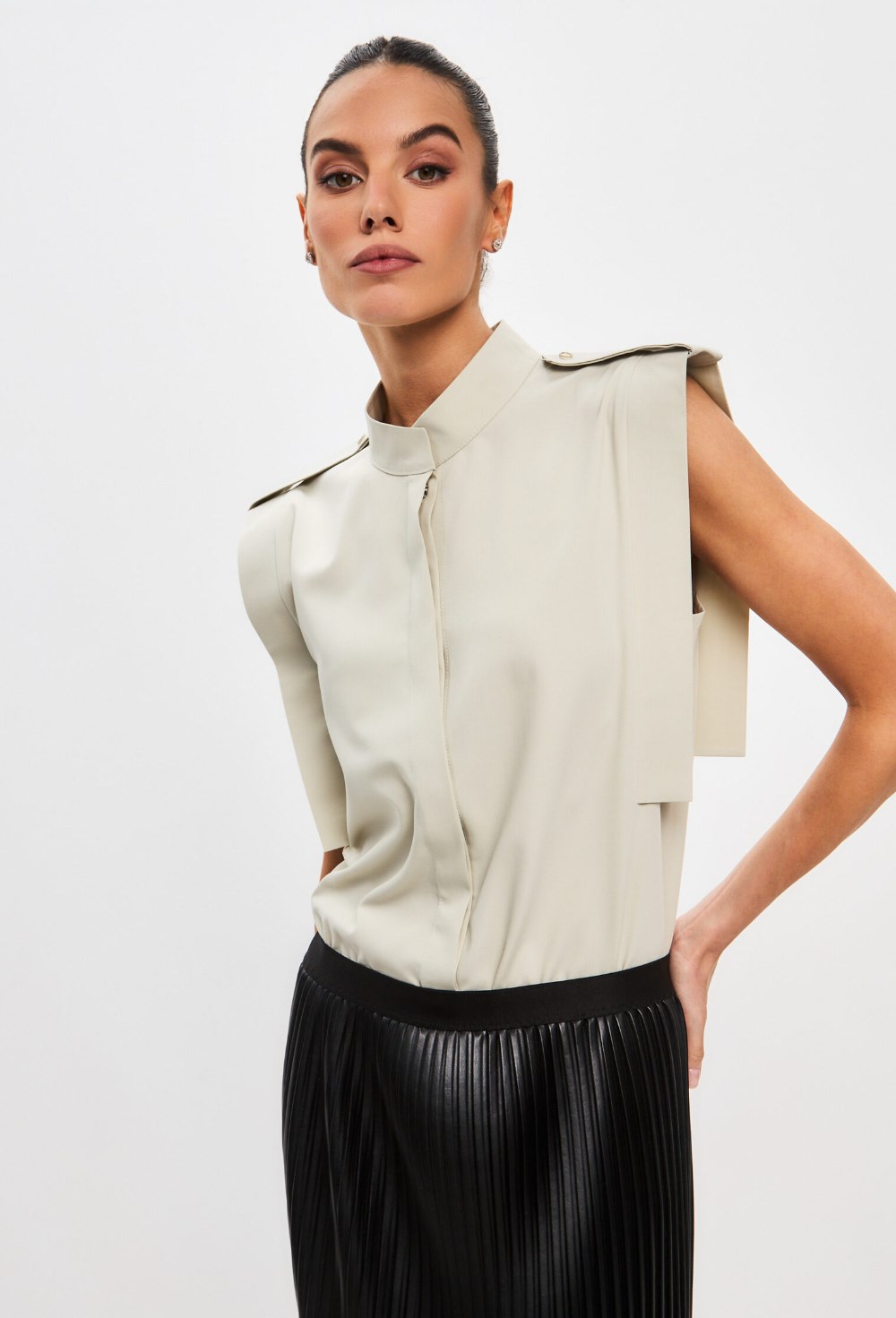 Блуза с широкой проймой - фото 126458