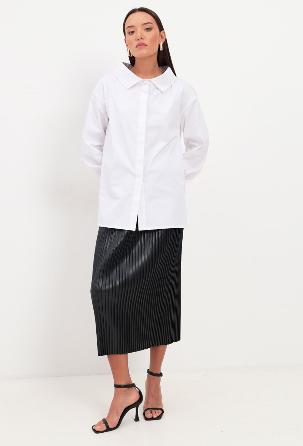 Рубашка с широкой горловиной - фото 126471