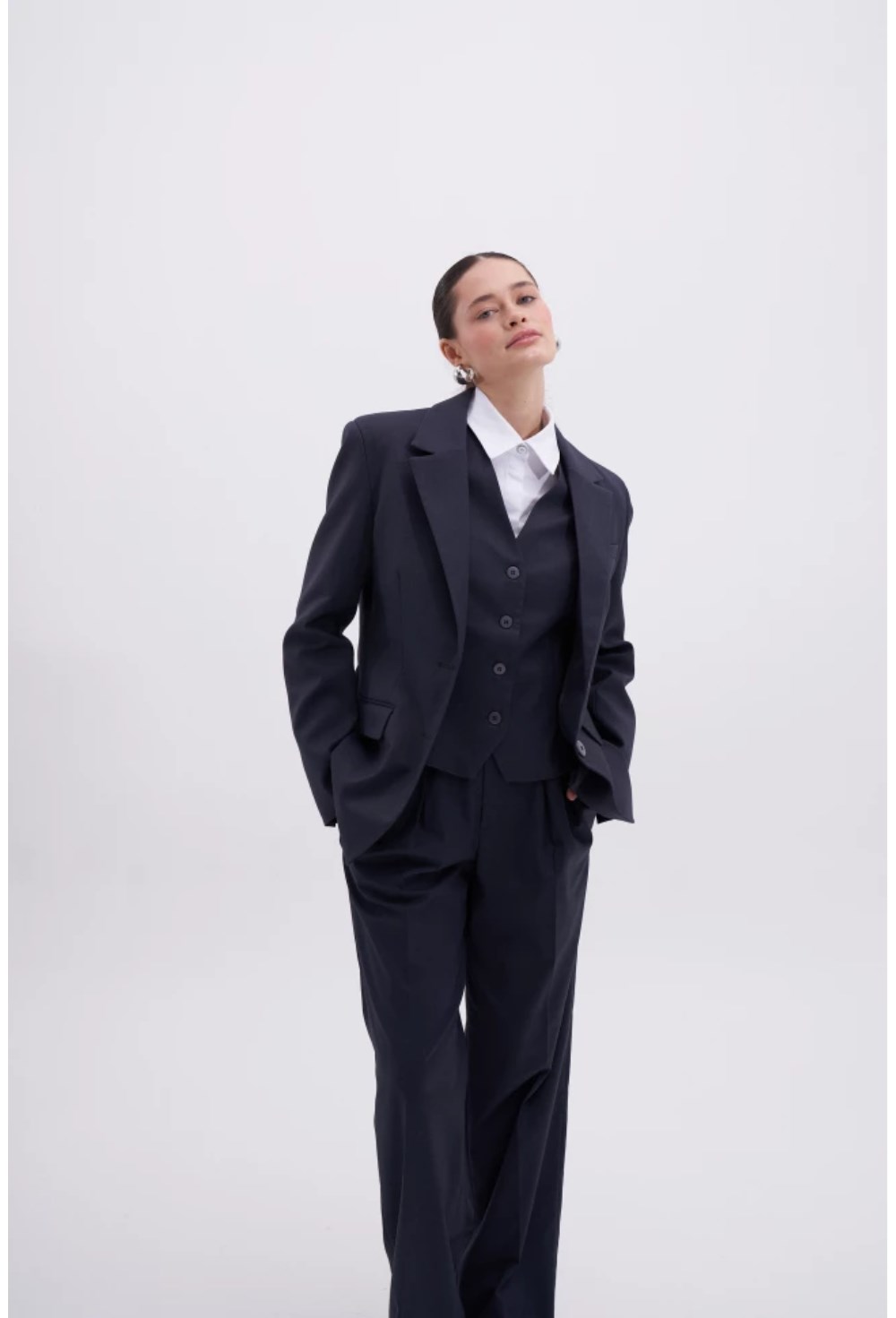 Брюки-прямого кроя - фото 127711