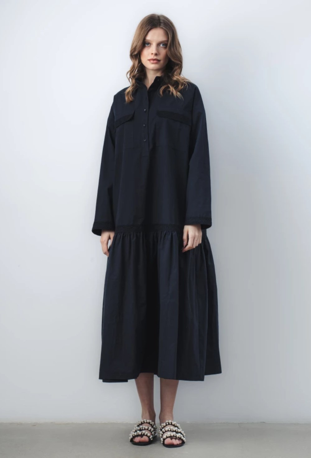 Платье с воланом - фото 128036