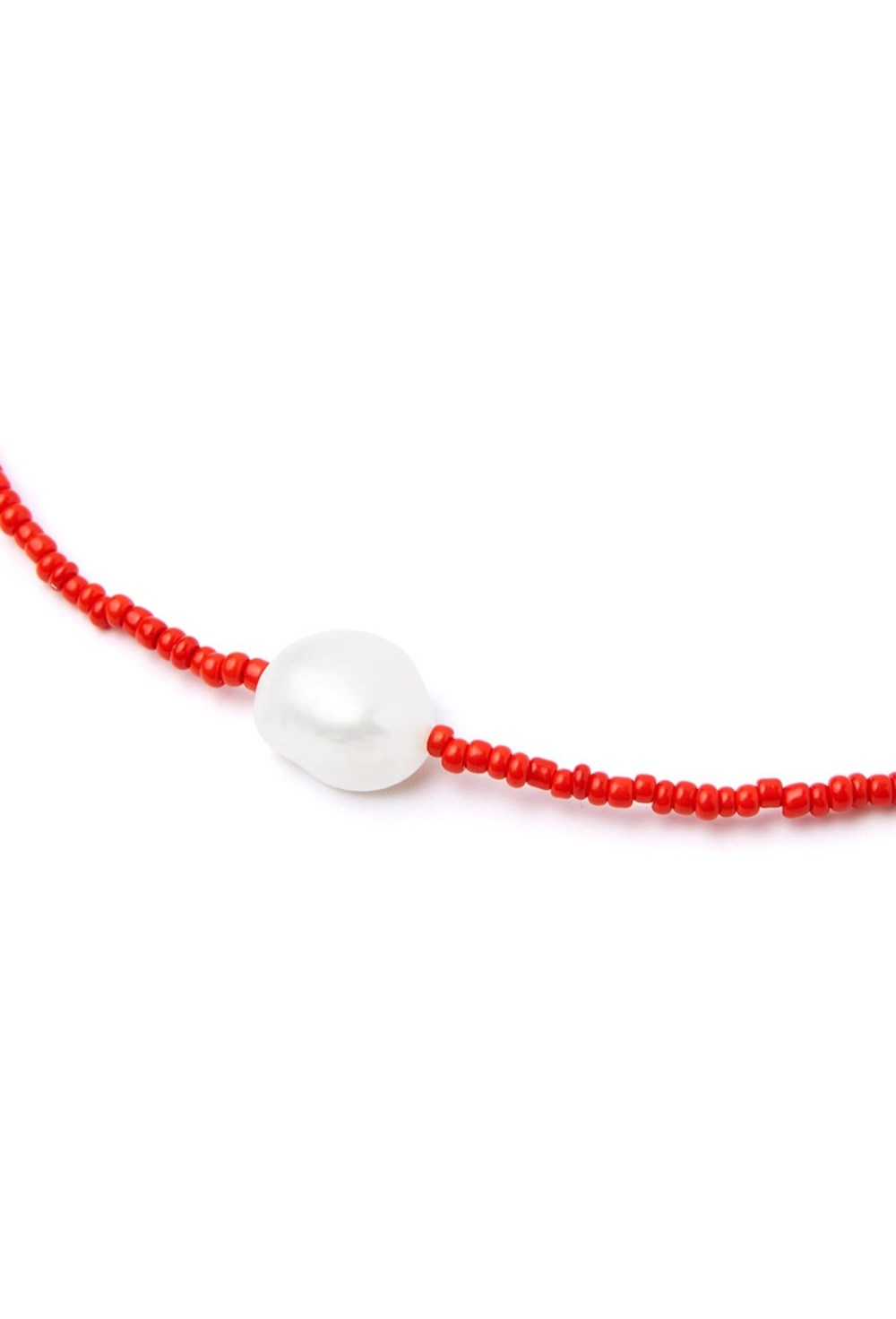 чокер из красного бисера с барочной жемчужиной - фото 128439