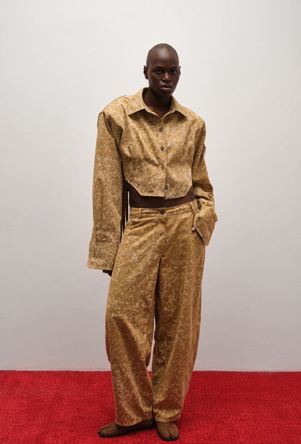 Рубашка джинсовая с бахромой - фото 128753