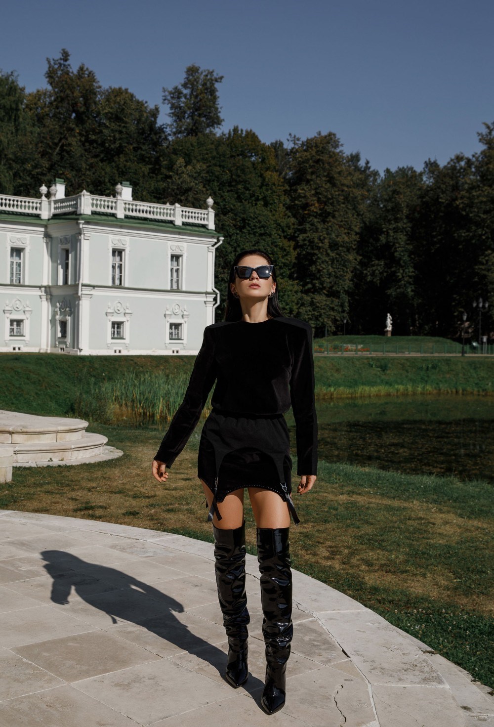 Платье бархатное с подвязами - фото 129329