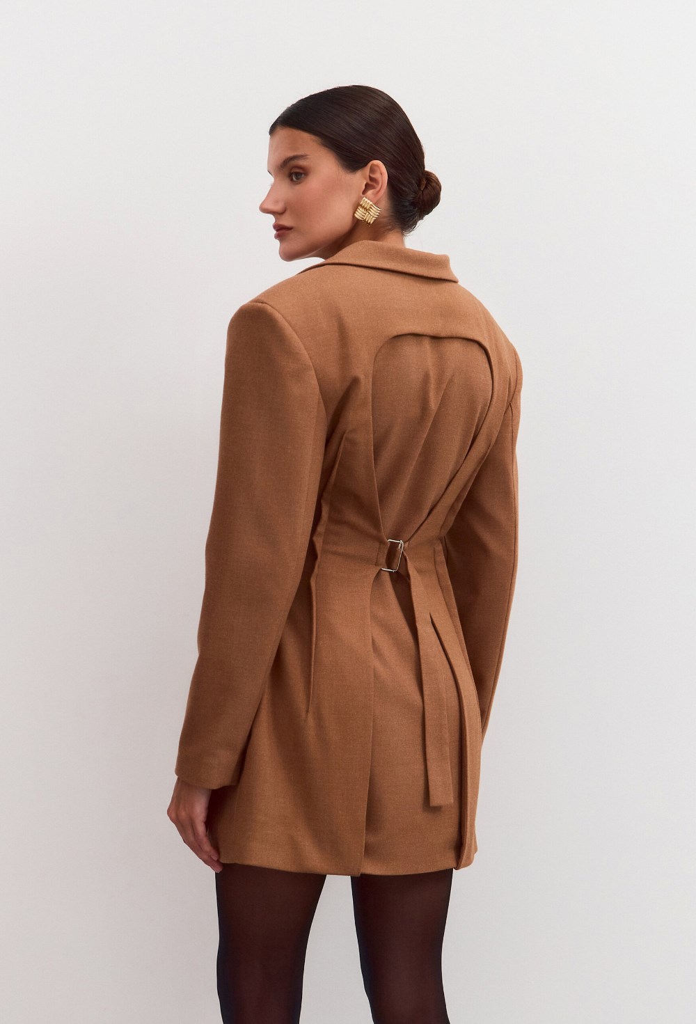 Платье-пиджак Bruna caramel - фото 129671