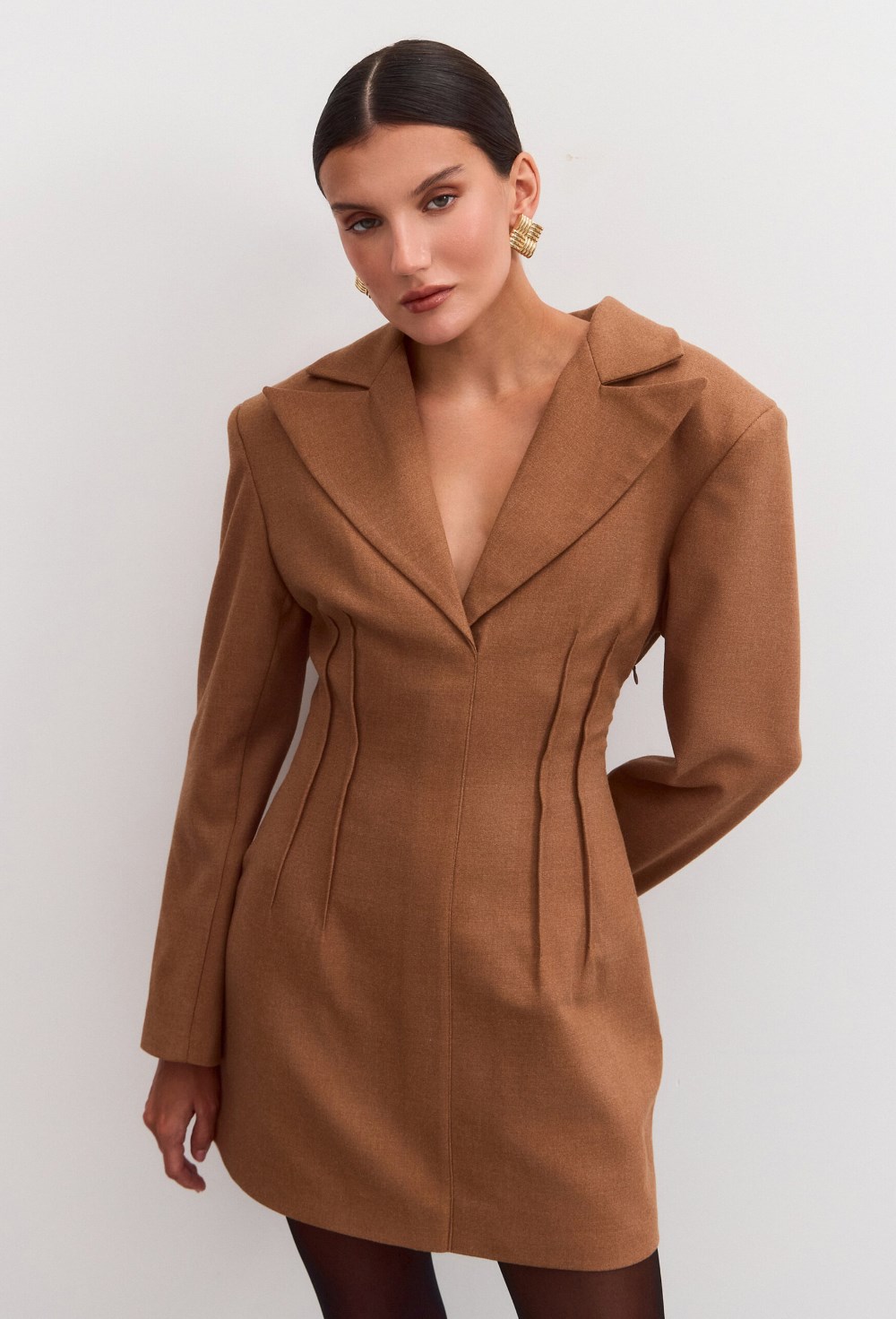 Платье-пиджак Bruna caramel - фото 129674