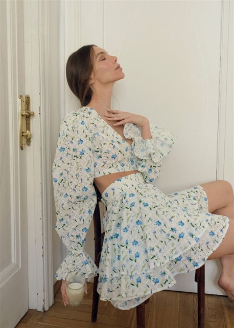 блуза с длинным рукавом в васильковый принт - фото 12999