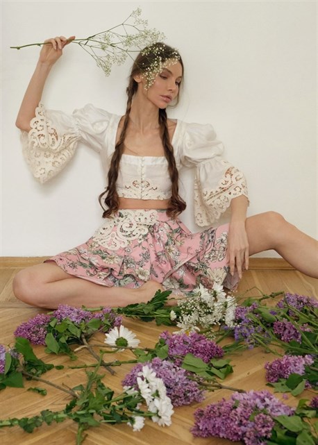 блуза с длинным рукавом в васильковый принт - фото 13000