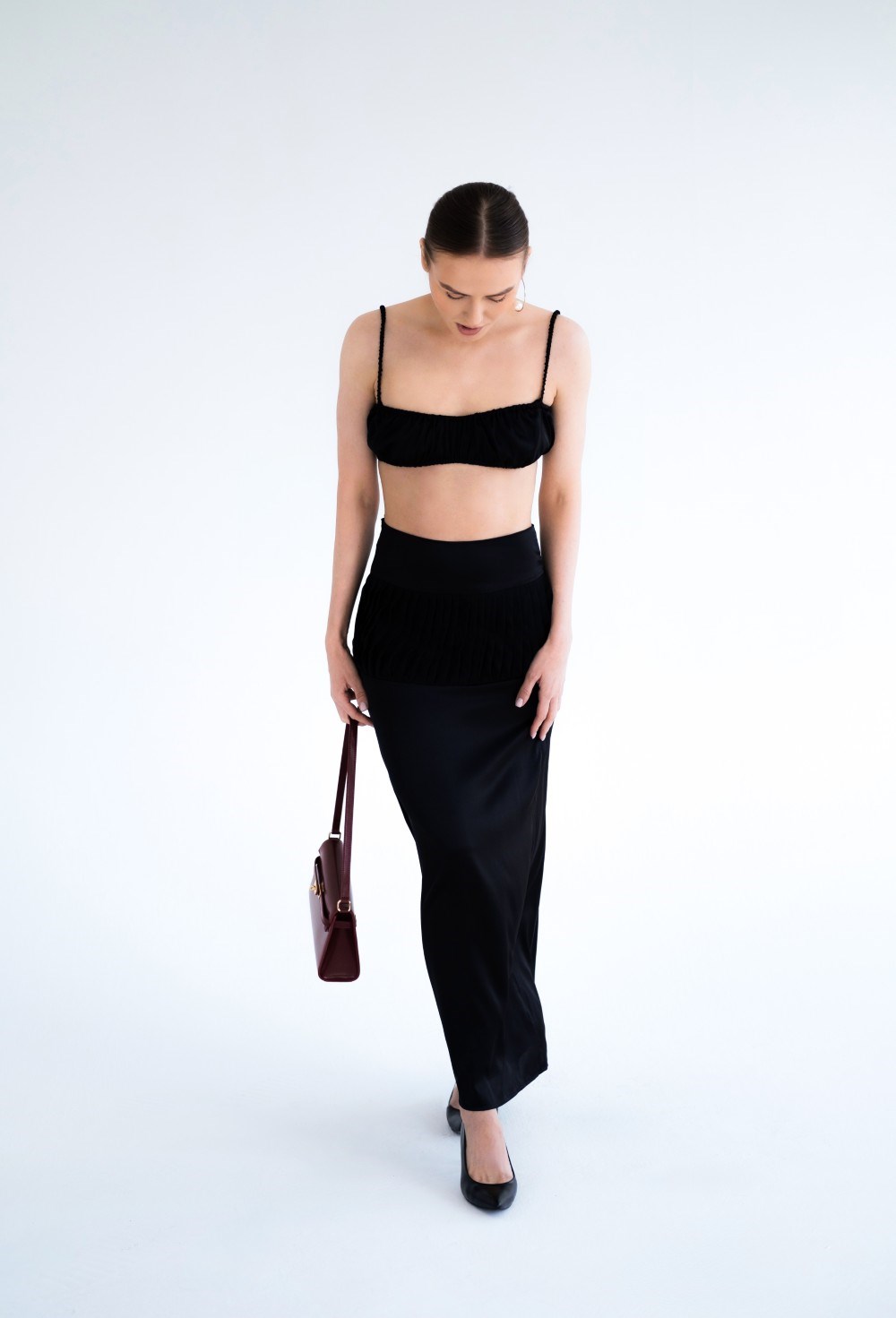 Черный костюм из шелка - фото 130633