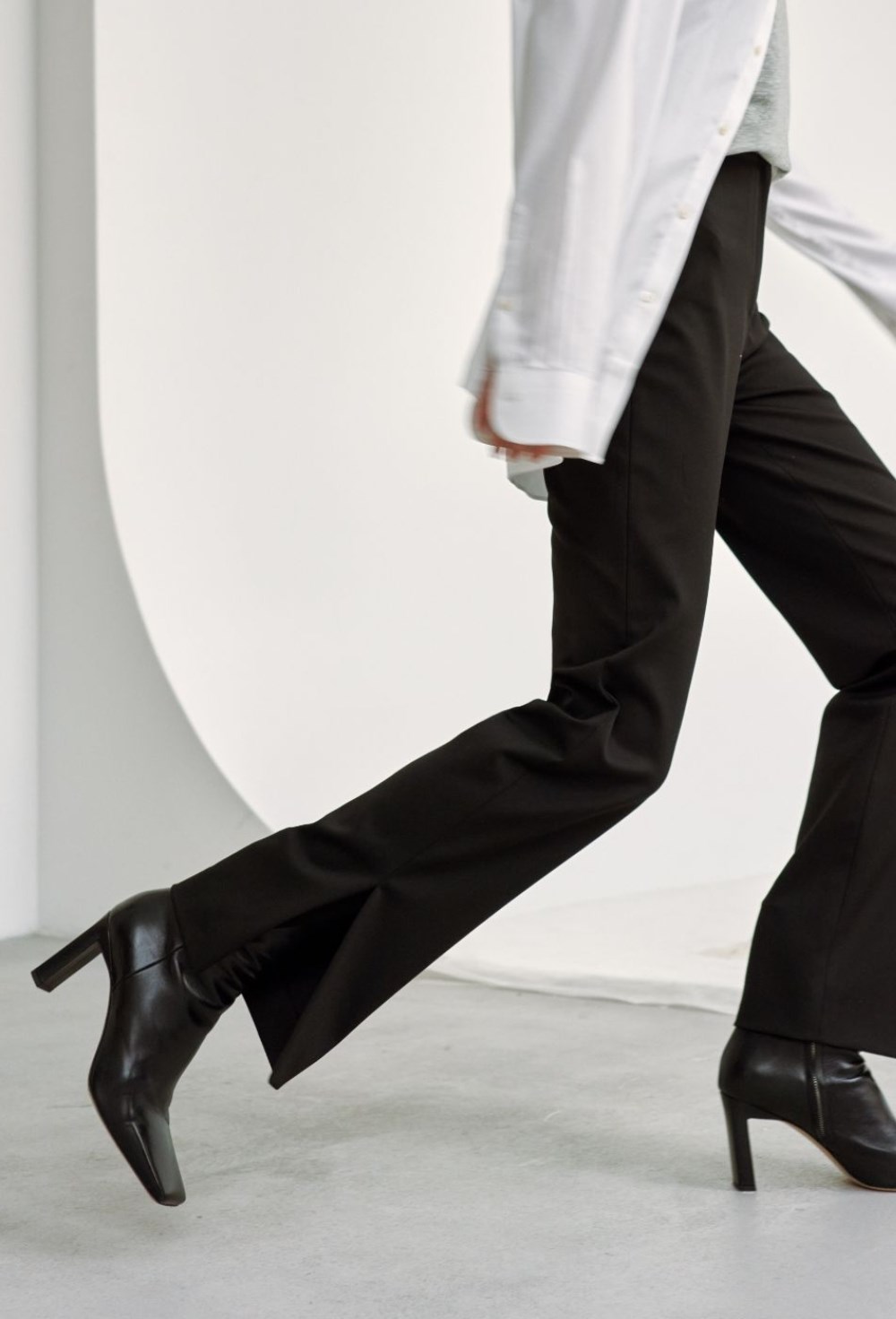 Брюки прямого кроя - фото 132310