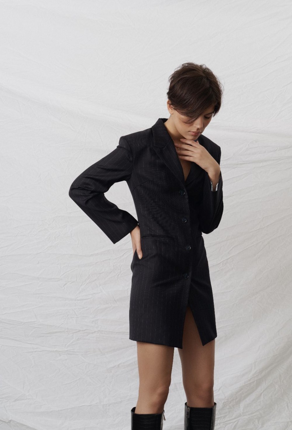 Платье-смокинг "маскулиного кроя" - фото 132314