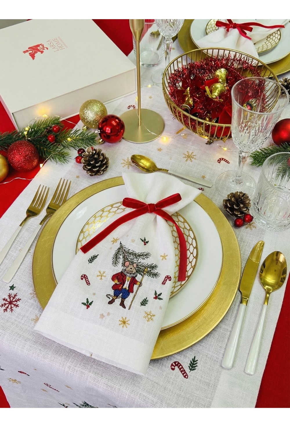 Салфетки с вышивкой "Крыска" - фото 133232