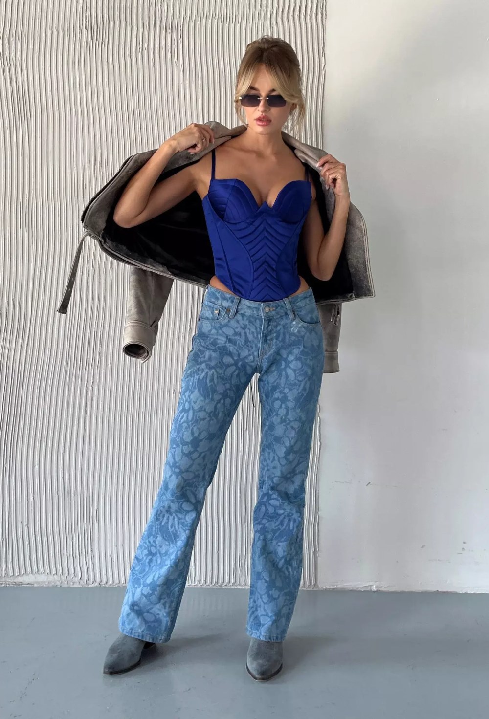 VENERA атласный корсетный топ - фото 133986