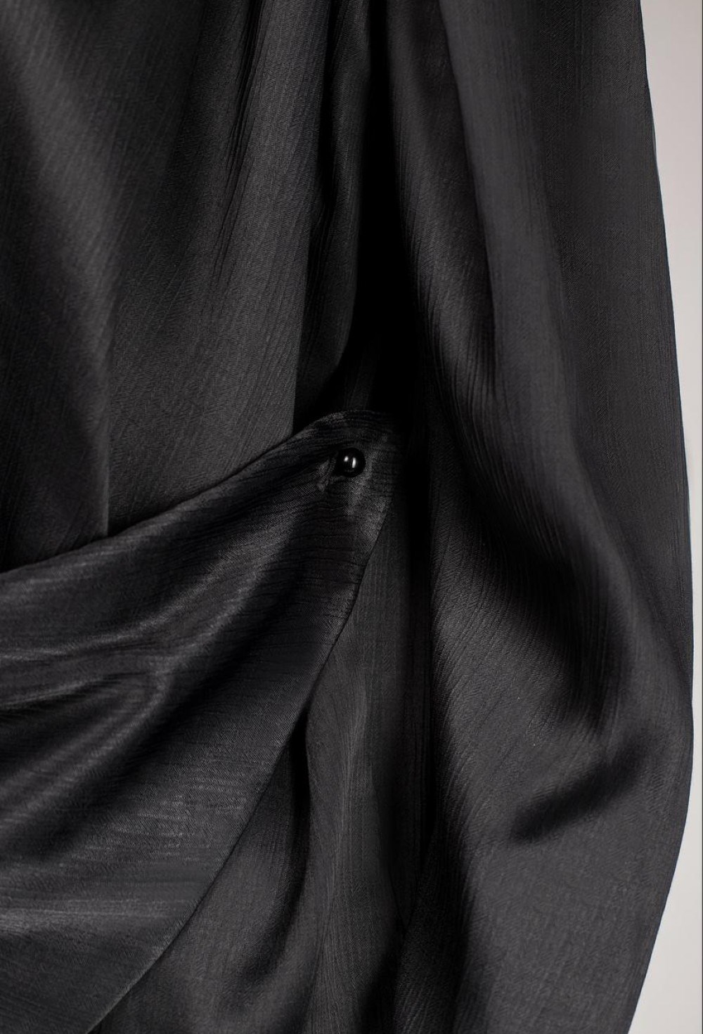 "Draped-detailing blouse" Блуза с объемными плечами - фото 135082