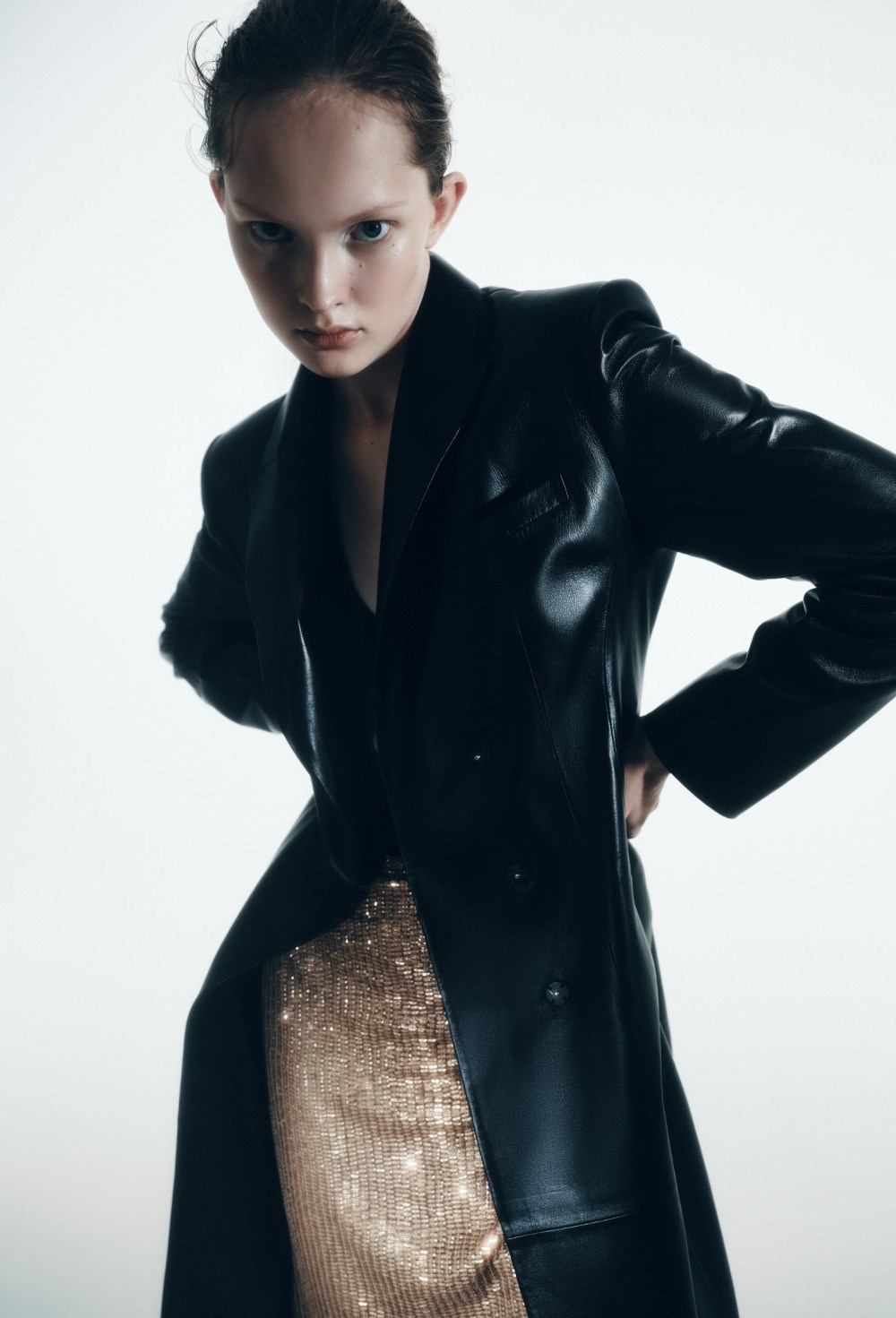 Пальто приталенное из кожи - фото 136960