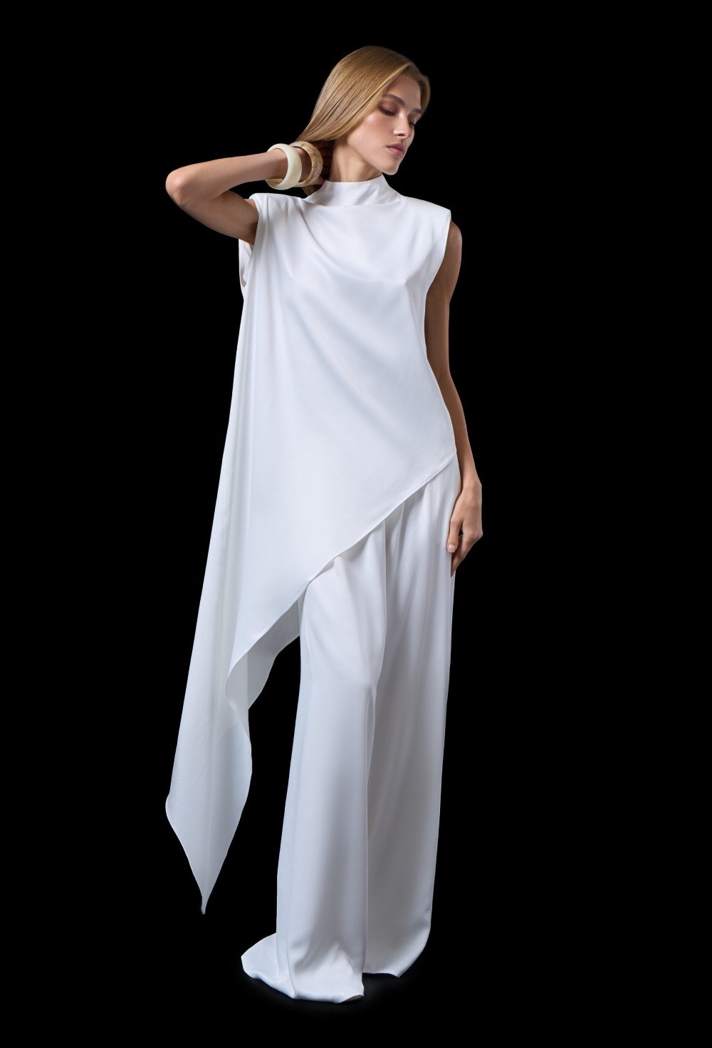 Белый асимметричный топ - фото 137224