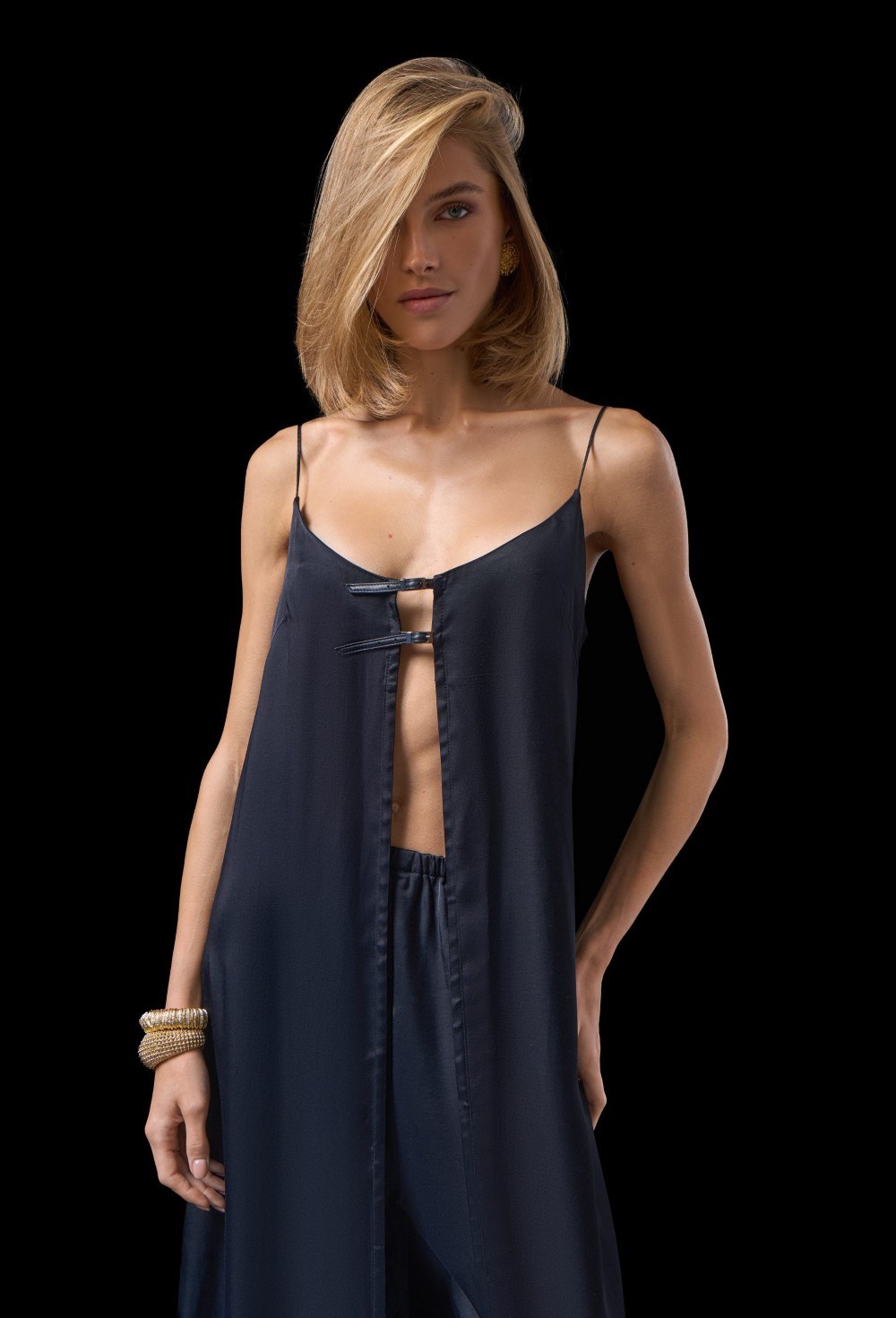 Черный топ-накидка из вискозы - фото 137256