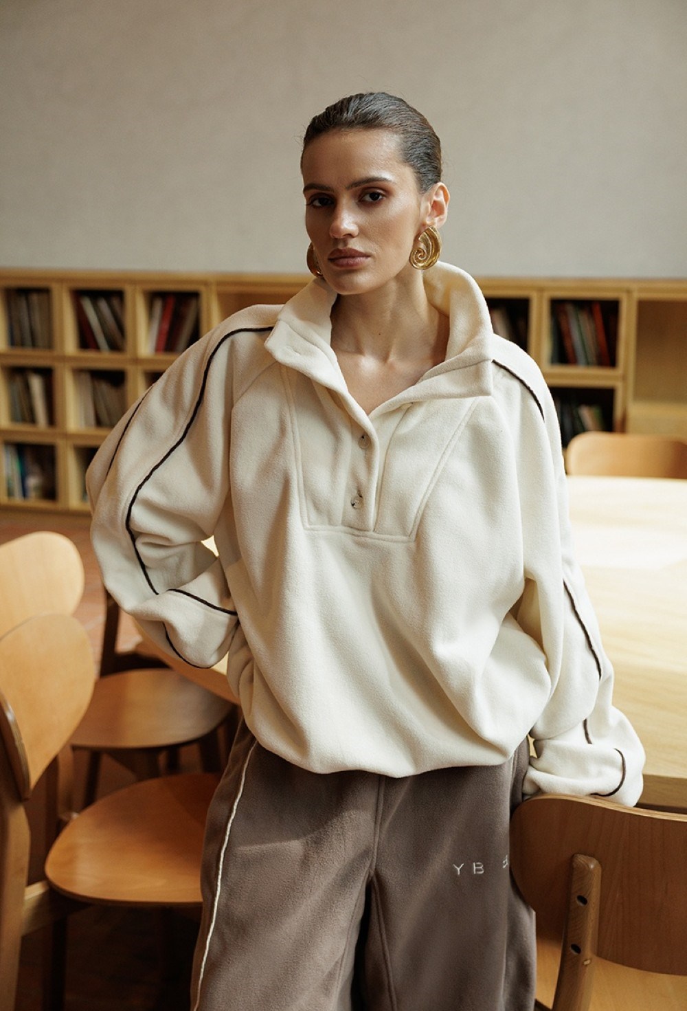 Брюки Классика коричневого цвета - фото 163434