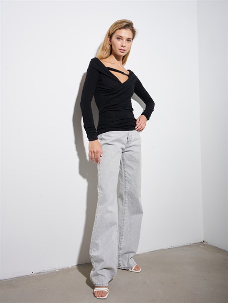 Пуловер с ремешком - фото 32670