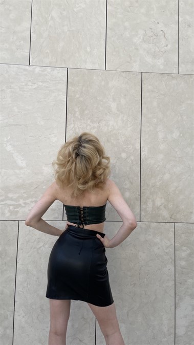 Топ эко-кожа - фото 33900