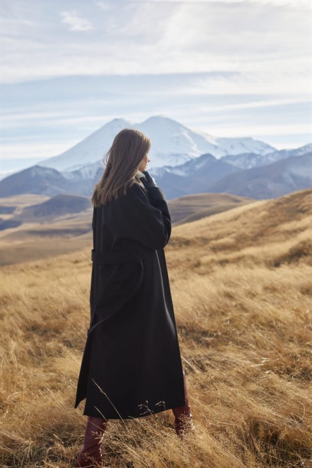 Пальто с поясом - фото 40018