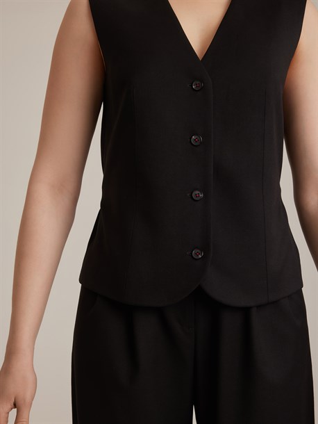 Жилет из итальянской ткани - фото 48024