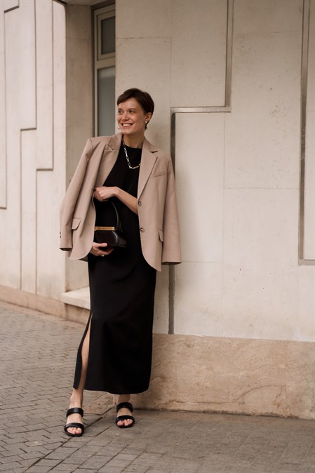 Платье из итальянской вискозной ткани - фото 48188 Платье из итальянской вискозной ткани - фото 48188