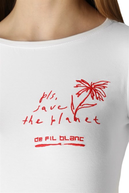 Джемпер с вышивкой - фото 48983 Джемпер с вышивкой - фото 48983