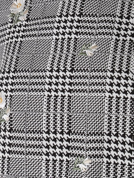 Платье-трапеция из жаккарда гусиная лапка с вышивкой "ромашки" - фото 49030