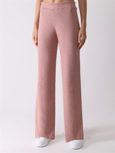 Костюм трикотажный c брюками - фото 50419