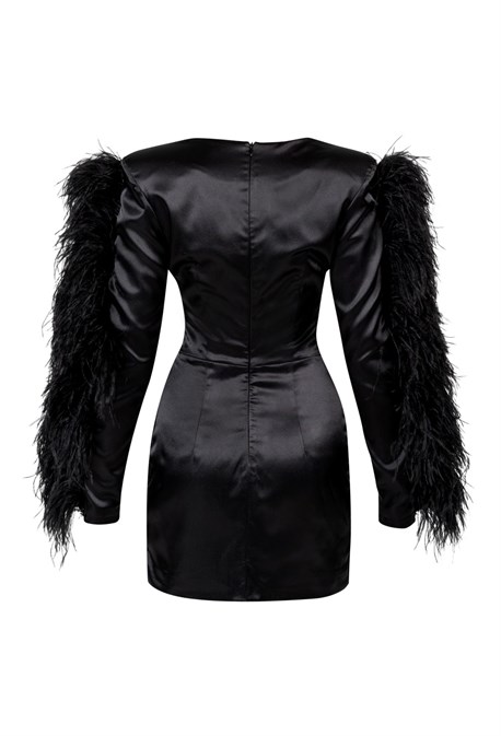 Платье с перьями - фото 52095