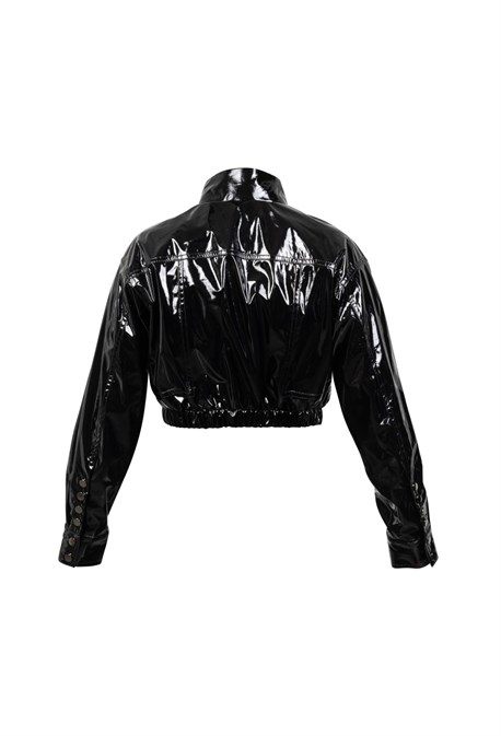 Лаковая куртка - фото 52100