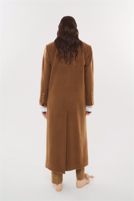 Пальто двубортное - фото 52737