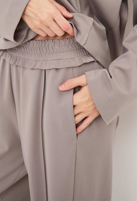 Брюки на резинке - фото 54918