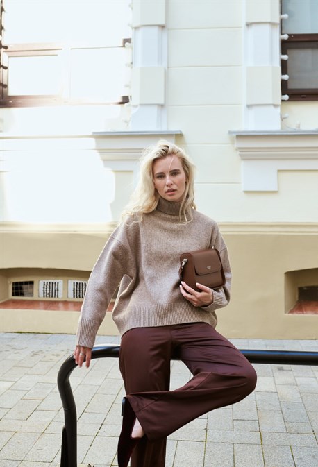 Свитер из кашемира и шерсти в стиле оверсайз - фото 55892