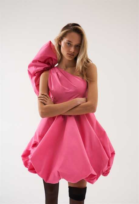 Платье розовое с бантом - фото 56472