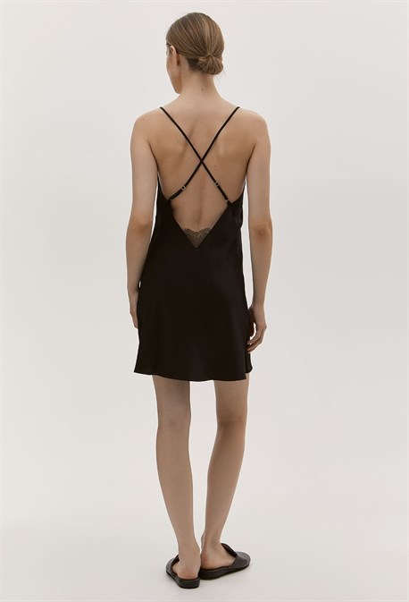 Сорочка с глубоким вырезом - фото 57946