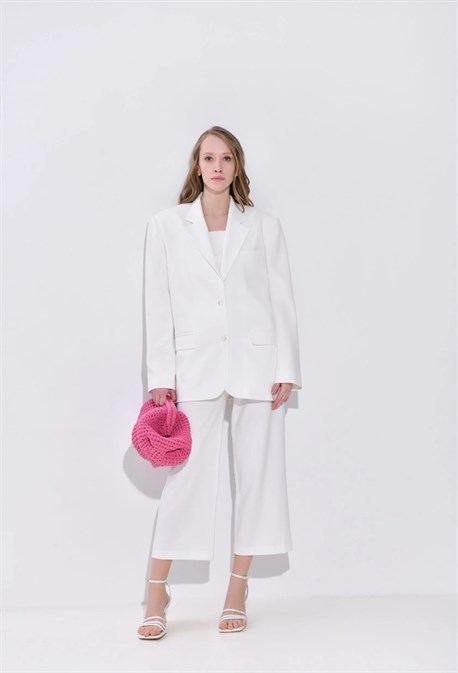 Костюм с укороченными брюками - фото 58940