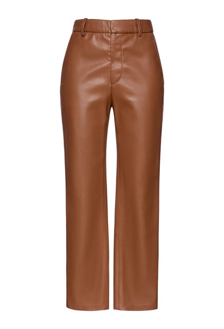 Костюм из эко-кожи с укороченными брюками - фото 58955