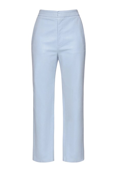 Костюм из эко-кожи с укороченными брюками - фото 58967