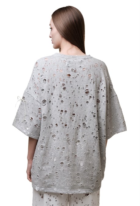 Объёмная футболка дырокол - фото 59120