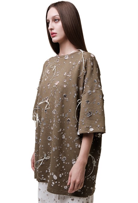 Объёмная футболка дырокол - фото 59129