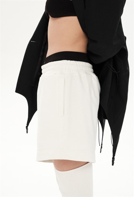 Шорты - фото 59285