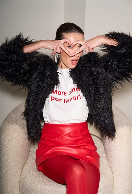 Футболка More amor por favor - фото 59361